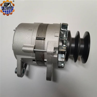 600-821-6110 0330002871 6D105 Alternateur de moteur pour PC200-3 PC220-2