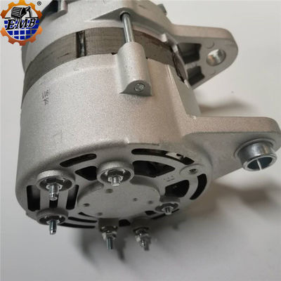 600-821-6110 0330002871 6D105 Alternateur de moteur pour PC200-3 PC220-2