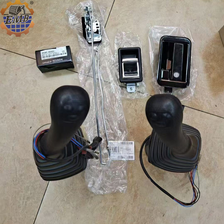 31Q8-20041 Pilote de soupape 31Q8-21031 31Q8-20030 Joystick Pour les pièces de l'excavateur R330-9S R430LC-9