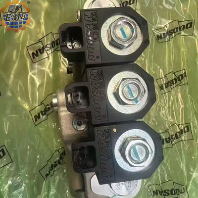 Groupe de distributeur pilote 410135-01306 DX215-9C 41013501306 pour pièces d'excavatrice